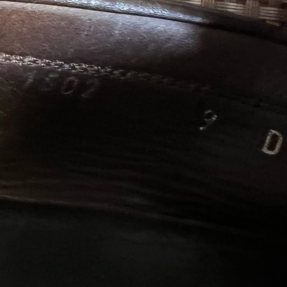 Men’s “GUCCI” Brown Leather Loafers - Picture 6 of 6